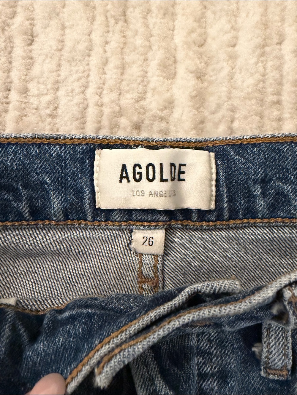 Agolde Riley High Rise Straight Crop Jeans - Picture 3 of 4